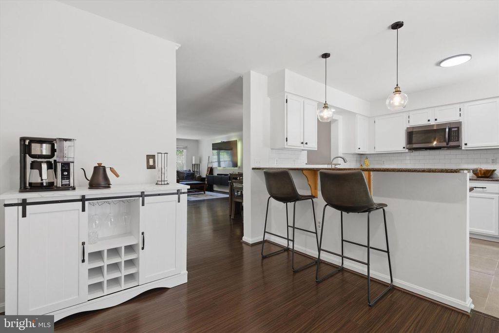 Image 10 of property listing at 9212 BURLEY LN, Laurel, MD 20723