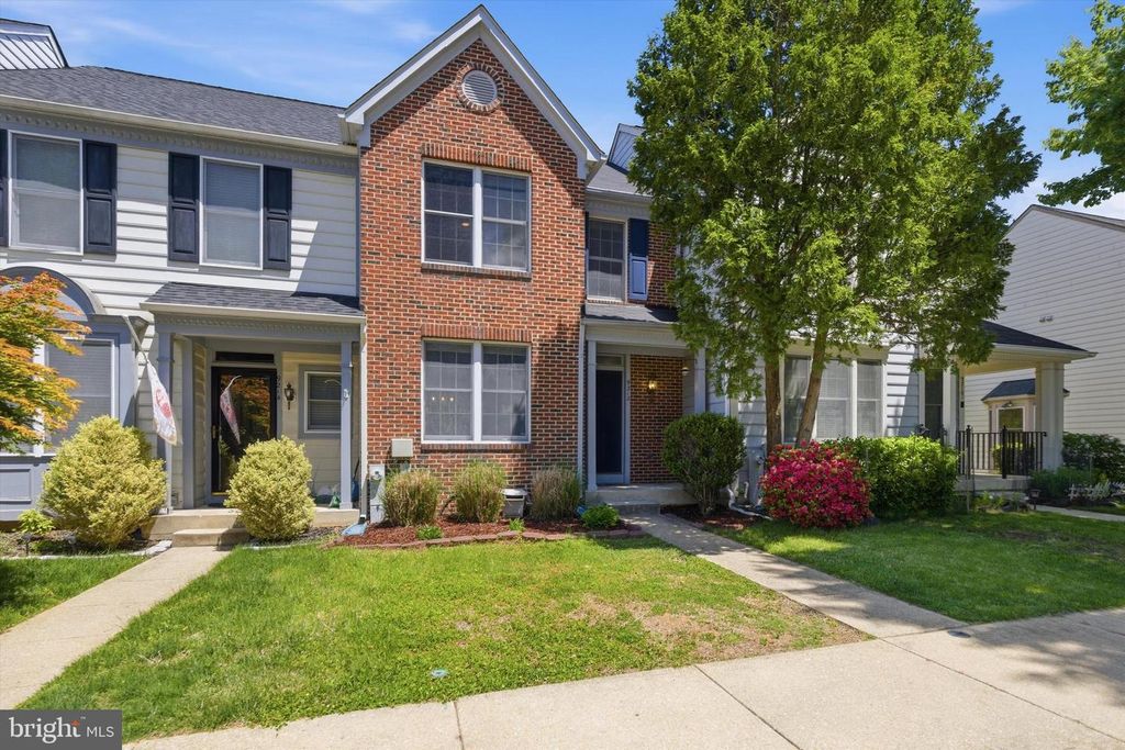 Image 3 of property listing at 9212 BURLEY LN, Laurel, MD 20723
