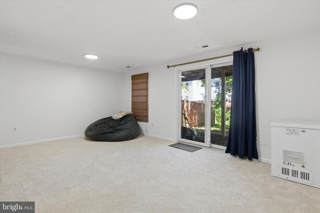 Image 32 of property listing at 9212 BURLEY LN, Laurel, MD 20723