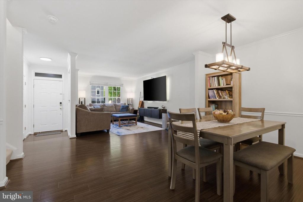 Image 7 of property listing at 9212 BURLEY LN, Laurel, MD 20723