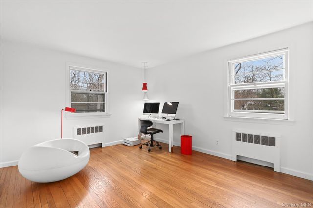 15 Laurel Road, Pound Ridge, NY 10576