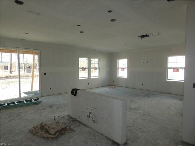 700 Argyll ST, Chesapeake, VA 23320