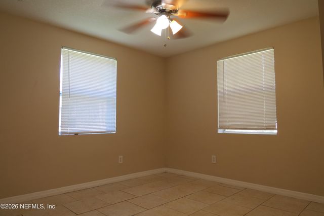 1717 LINDSEY Road, Jacksonville, FL 32221