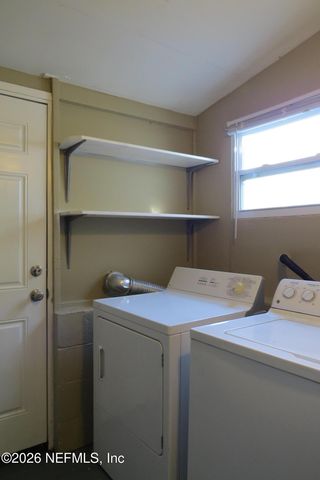 1717 LINDSEY Road, Jacksonville, FL 32221
