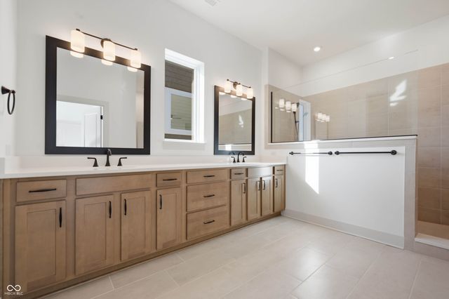 14367 Hidden Lakes Drive, Noblesville, IN 46060