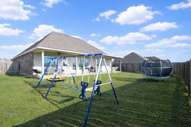 284 Carriage Way, Thibodaux, LA 70301