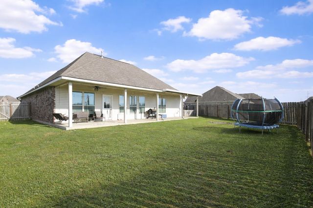 284 Carriage Way, Thibodaux, LA 70301