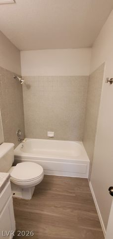 5088 JEFFREYS Street 202, Las Vegas, NV 89119