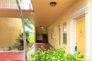 3940 NW 42nd Ave 122, Lauderdale Lakes, FL 33319