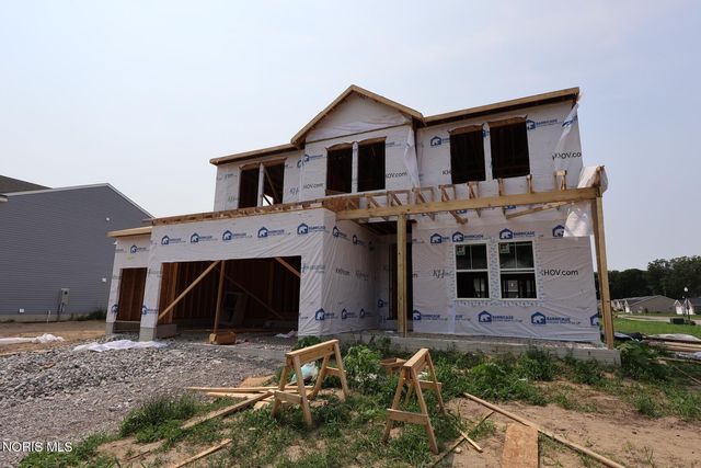 2140 Ellen Drive, Holland, OH 43528