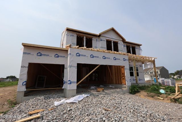 2140 Ellen Drive, Holland, OH 43528