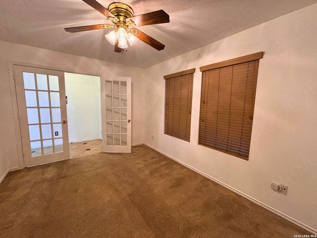 8031 Ferndale Oaks, San Antonio, TX 78249