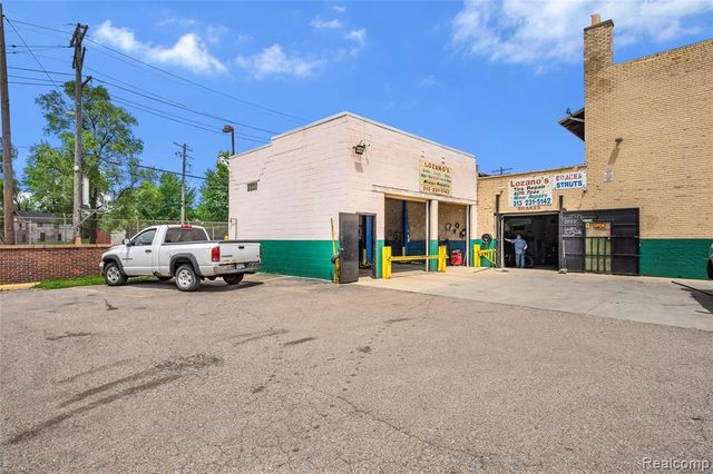 5536 Michigan Avenue, Detroit, MI 48210