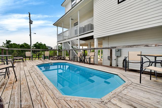 4044 Mindanao Street, Bay Saint Louis, MS 39520