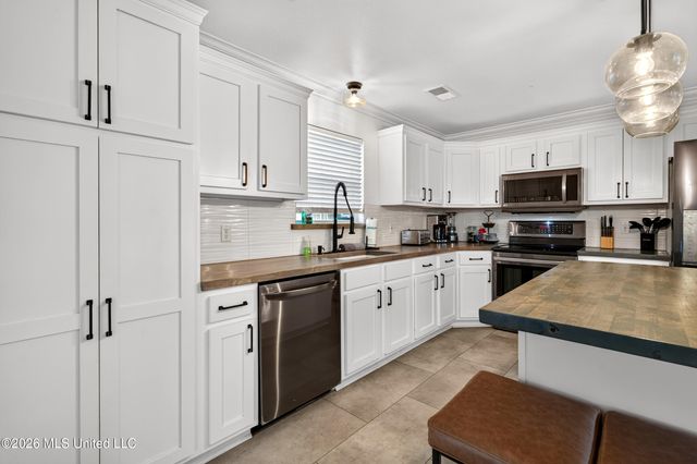 4044 Mindanao Street, Bay Saint Louis, MS 39520