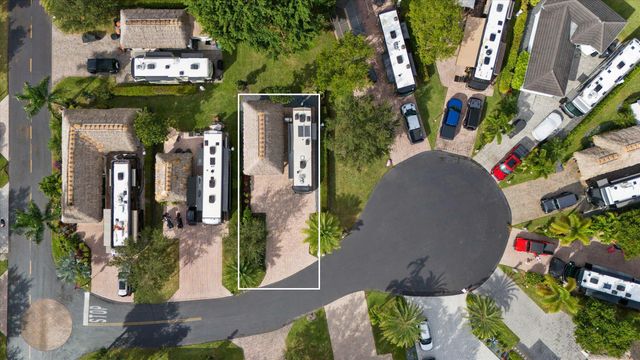 204 N Cortez Drive 204, Margate, FL 33068