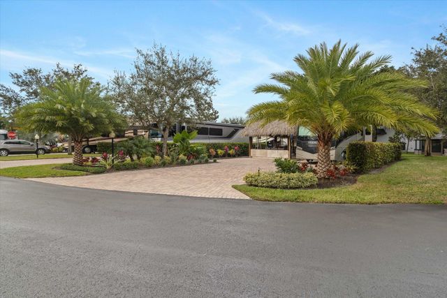 204 N Cortez Drive 204, Margate, FL 33068