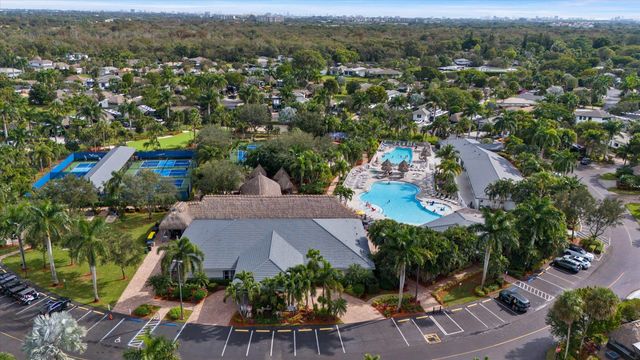 204 N Cortez Drive 204, Margate, FL 33068