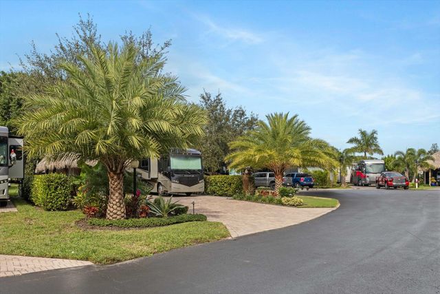204 N Cortez Drive 204, Margate, FL 33068