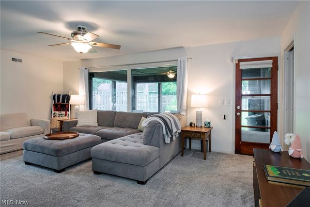131 Edgewood Drive, Berea, OH 44017