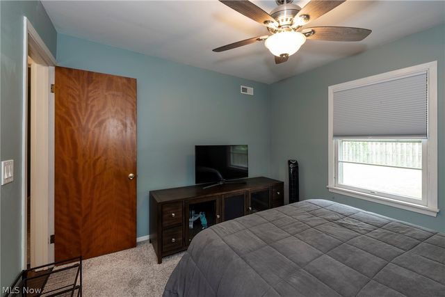 131 Edgewood Drive, Berea, OH 44017
