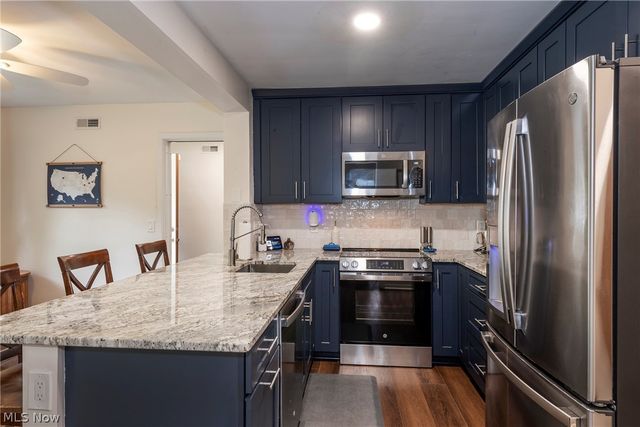 131 Edgewood Drive, Berea, OH 44017
