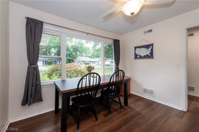 131 Edgewood Drive, Berea, OH 44017
