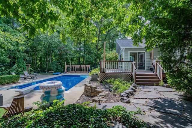 7107 Pine Lake Road, Fort Wayne, IN 46814