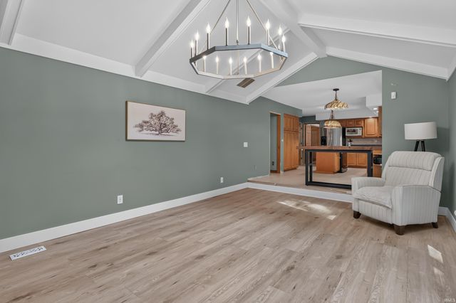 7107 Pine Lake Road, Fort Wayne, IN 46814