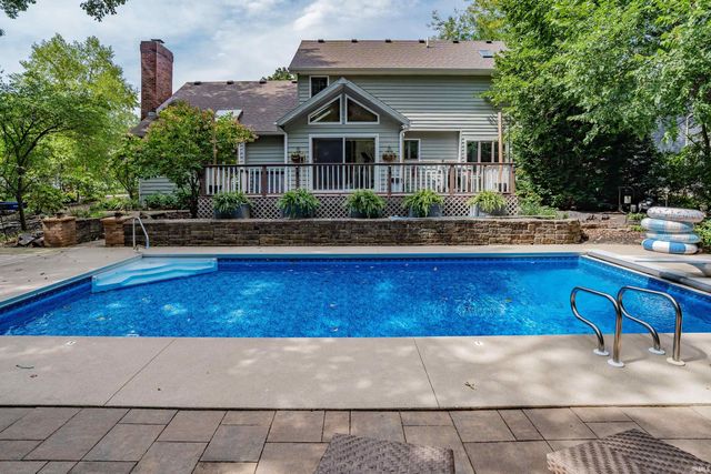 7107 Pine Lake Road, Fort Wayne, IN 46814