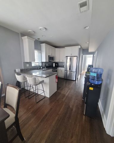 1220 S 59th Court, Cicero, IL 60804