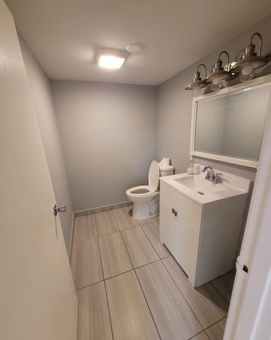 1220 S 59th Court, Cicero, IL 60804