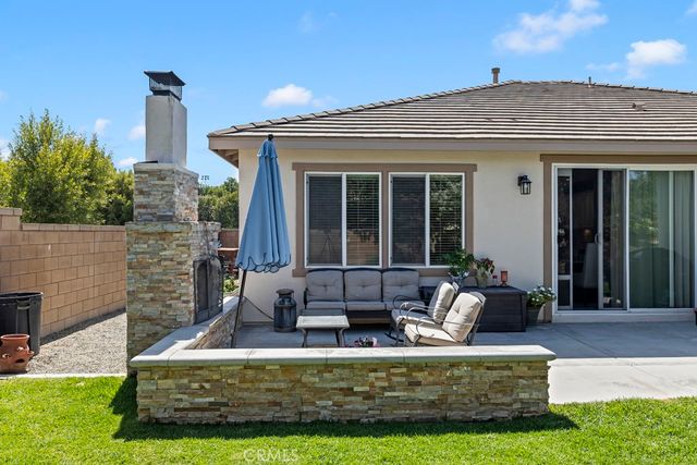 6782 Iron Horse Lane, Eastvale, CA 92880