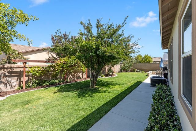 6782 Iron Horse Lane, Eastvale, CA 92880