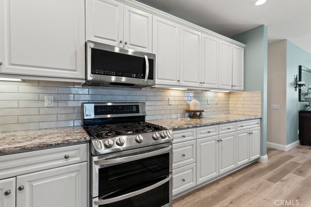 6782 Iron Horse Lane, Eastvale, CA 92880