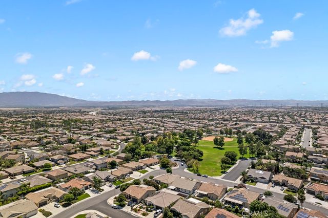 6782 Iron Horse Lane, Eastvale, CA 92880
