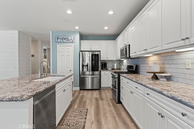 6782 Iron Horse Lane, Eastvale, CA 92880
