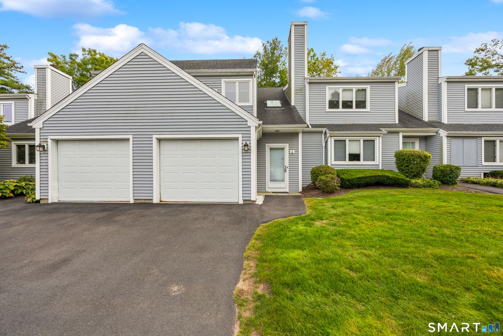 4 Winchester Court, Farmington, CT 06032