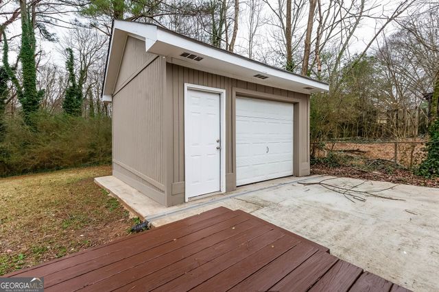 2697 Heritage Lane, Morrow, GA 30260