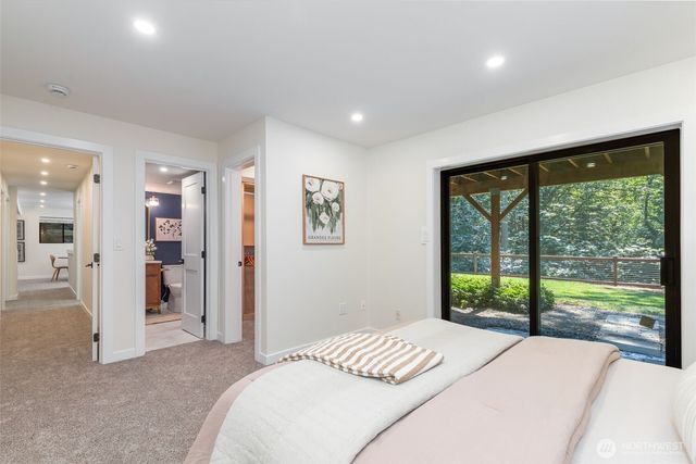 300 Mt. Pilchuck Avenue SW, Issaquah, WA 98027
