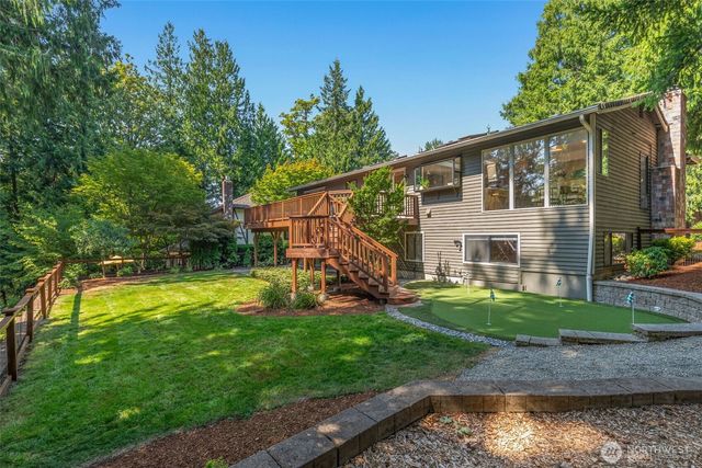 300 Mt. Pilchuck Avenue SW, Issaquah, WA 98027