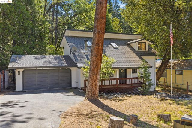 22255 W Crystal Falls CT, Sonora, CA 95370