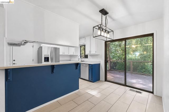 22255 W Crystal Falls CT, Sonora, CA 95370