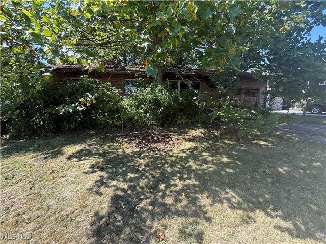 9128 Elm Street, Kirtland, OH 44094