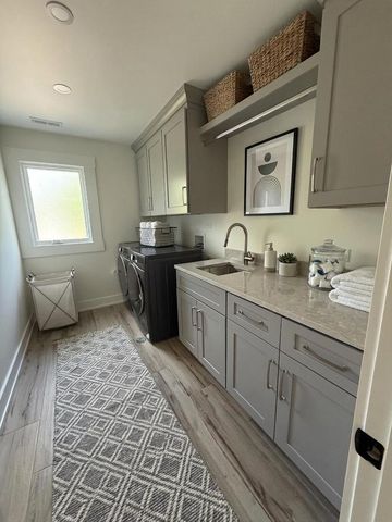 5535 Brookbank Road, Downers Grove, IL 60515