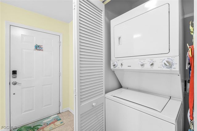 4219 Bellasol CIR 1711, Fort Myers, FL 33916