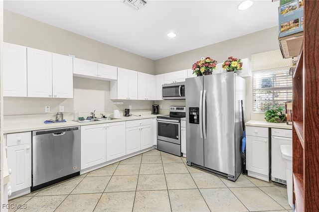 4219 Bellasol CIR 1711, Fort Myers, FL 33916