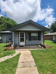 407 W Tenneppee, Fletcher, OK 73541