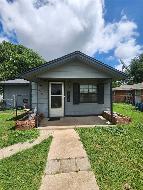 407 W Tenneppee, Fletcher, OK 73541