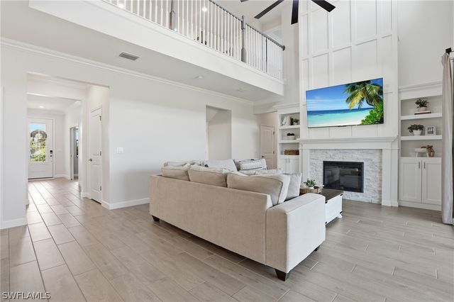 18242 Ridgeline DR, Estero, FL 33928